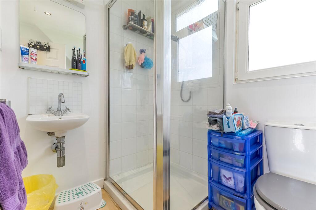 En Suite Shower Room