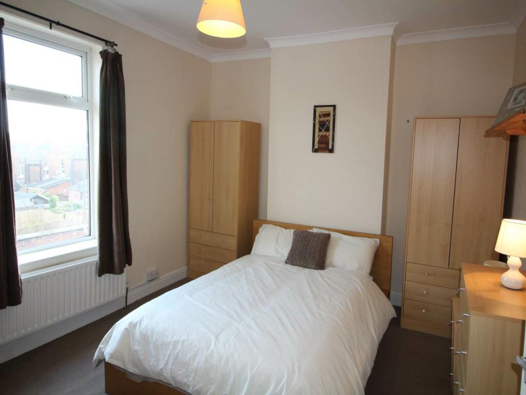 Front bedroom