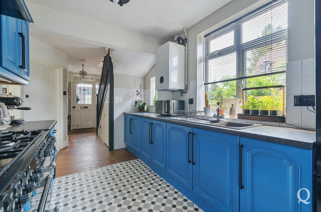 16973268-c2d8-481...