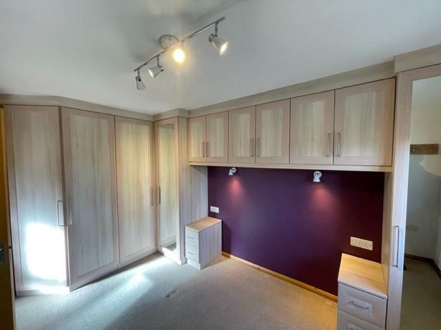 Bedroom photo 3.jpg