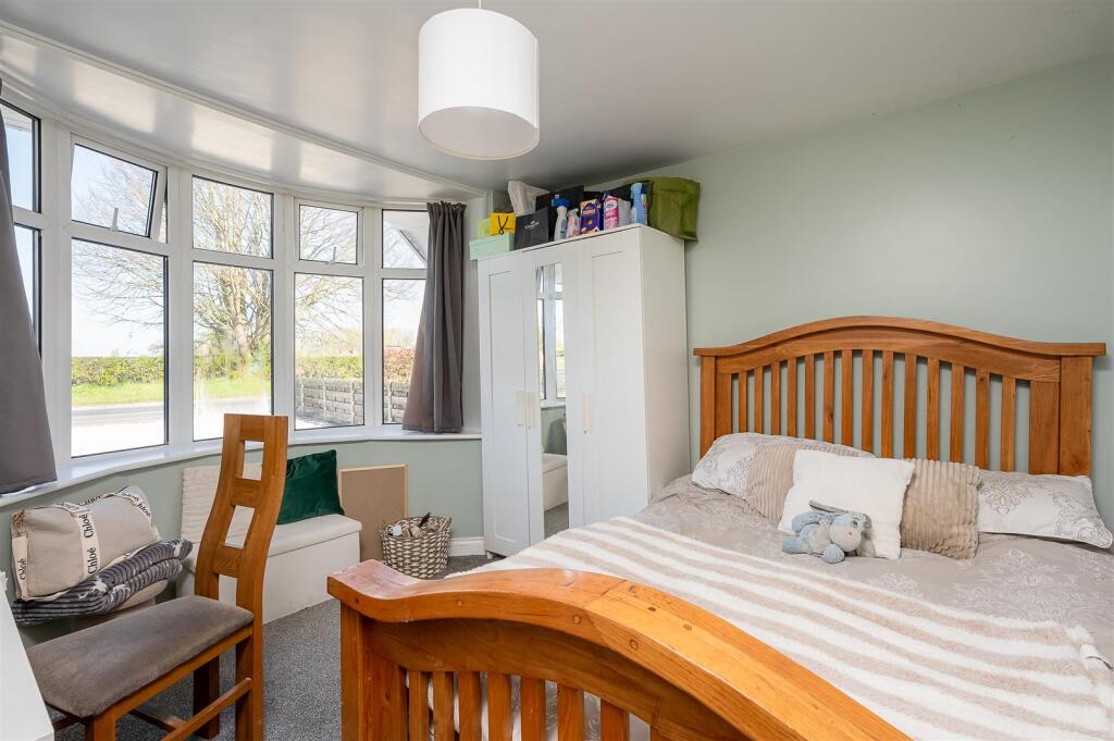 GROUND FLOOR BEDROOM