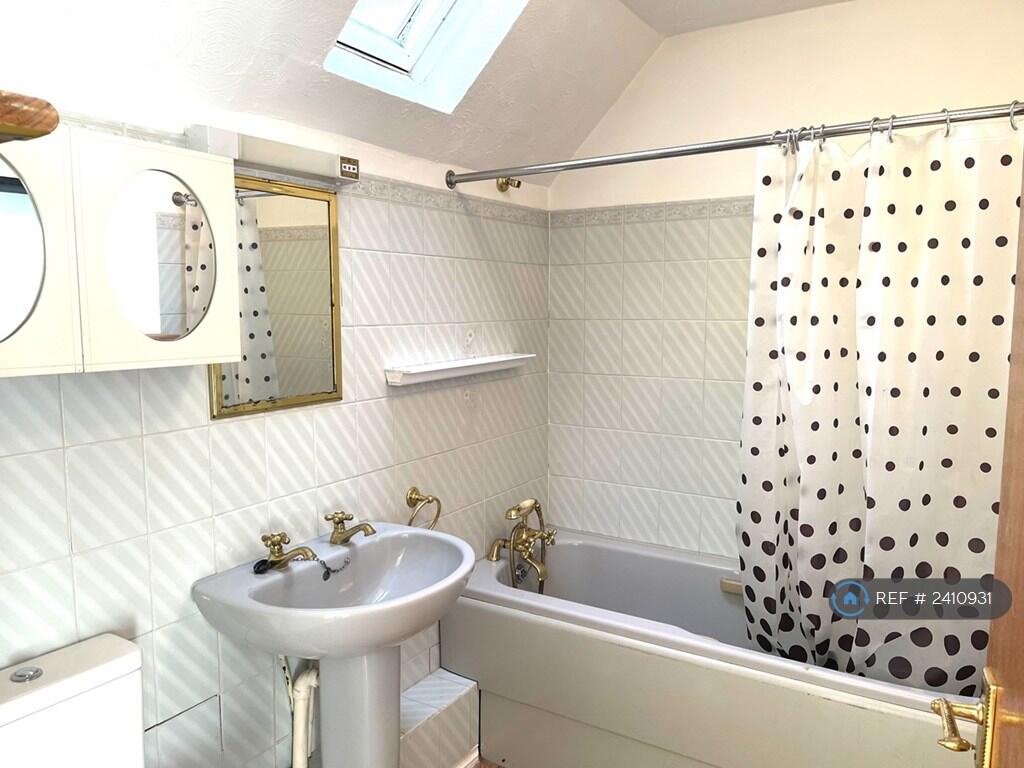Annexe Bathroom