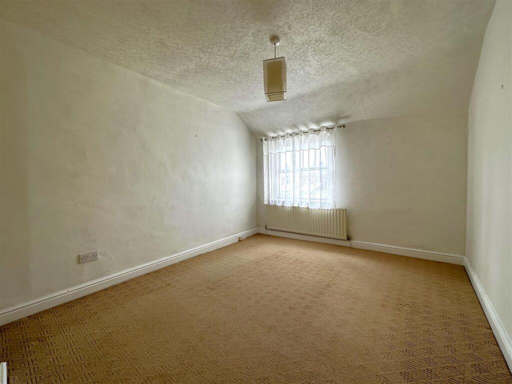 Master Bedroom 423