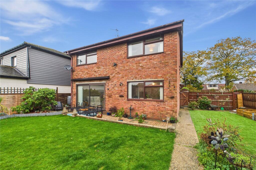 Side &amp; Rear Garden