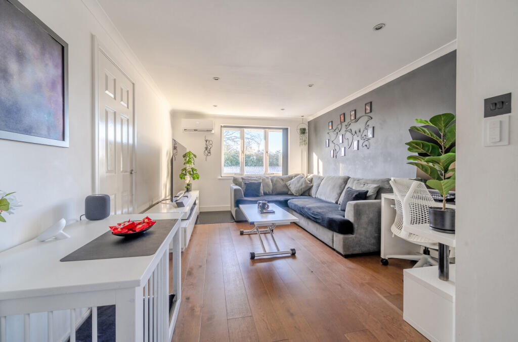 1395250-9-695ba25...