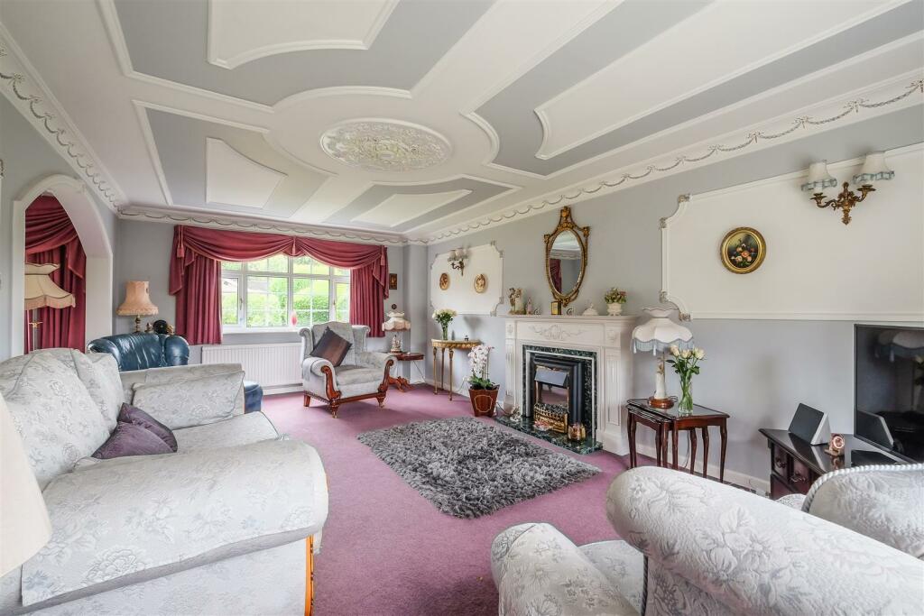 Open plan Living/Dining Room