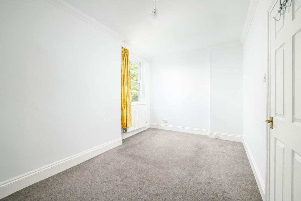 Bedroom2.jpg