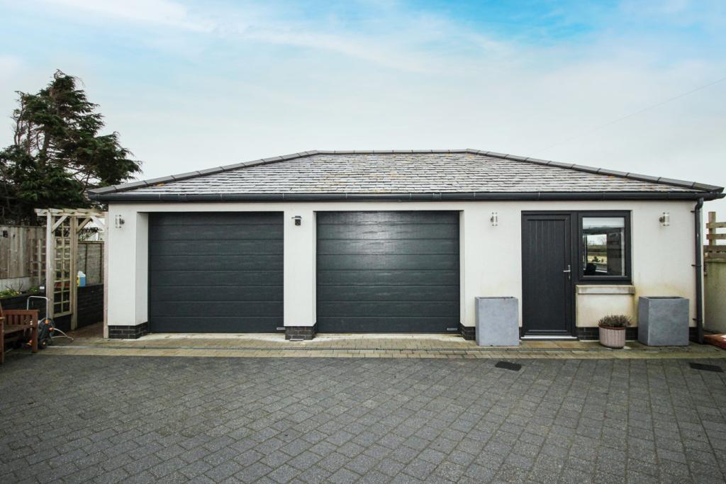 Double Garage & Self