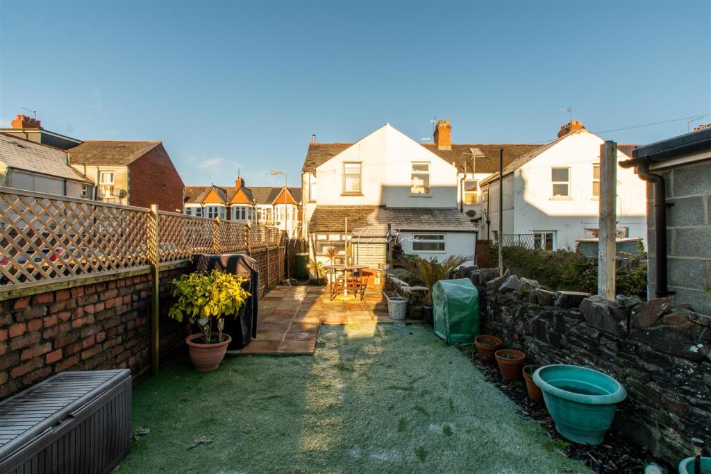 Heathfield Road, Gabalfa, HernCrabtree (12).jpg