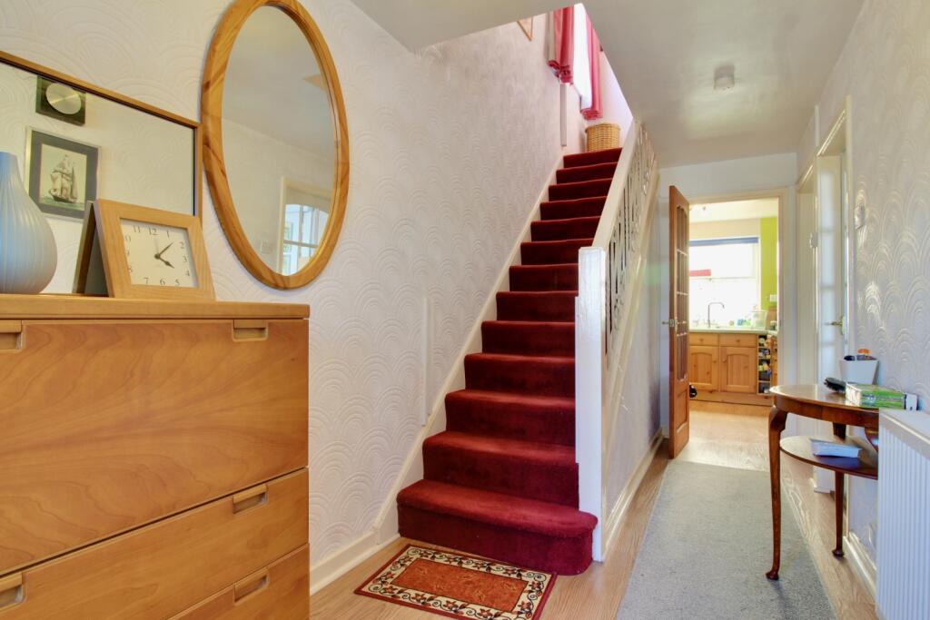 Entrance Hall Gus Critchlow EweMove Hinckley