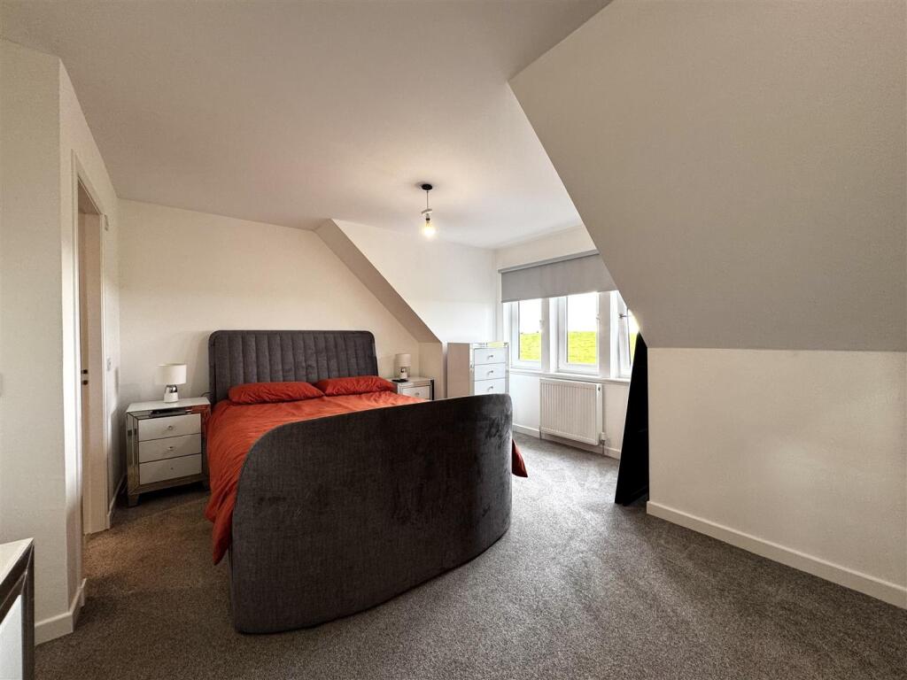 Master/En Suite
