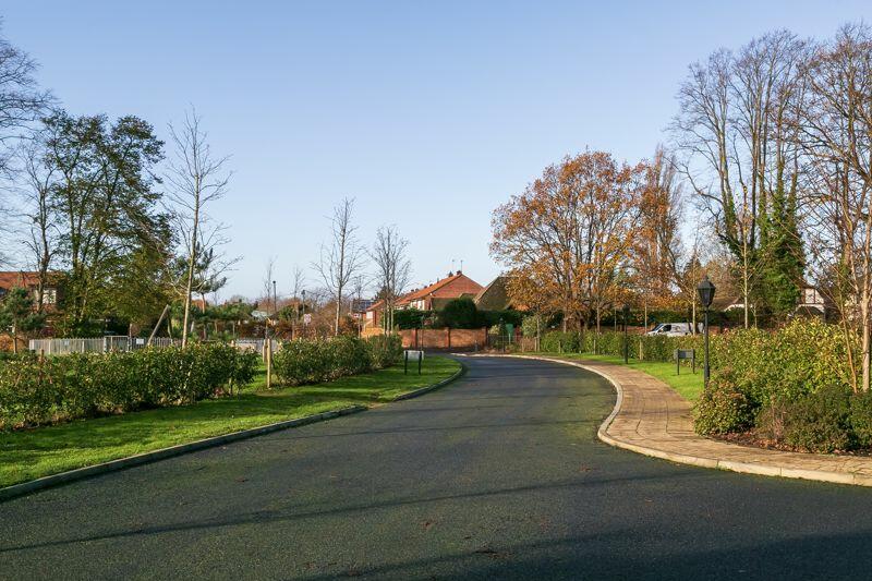 Entrance to Pavilion Place, East Molesey