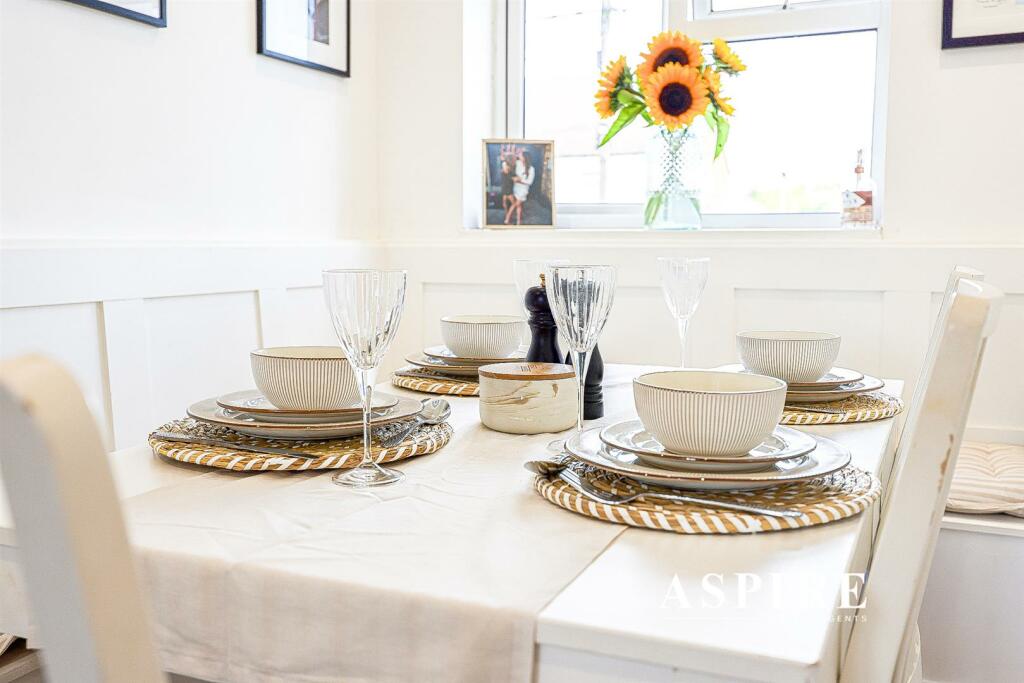 Aspire Estate Agents28.jpg