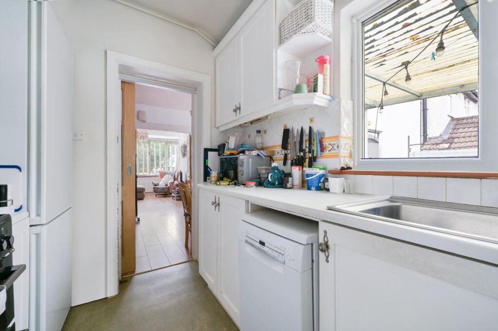 ASHURST ROAD,  (2).jpg