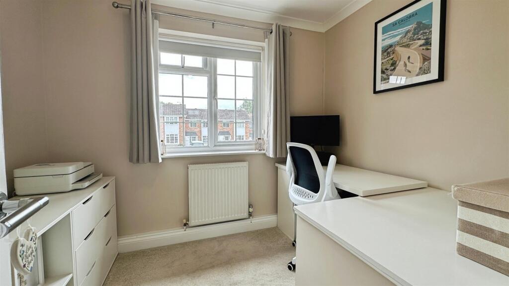 2f6ad63f--4646-8536-167E4C0A2A9C-15878-00000579EF5