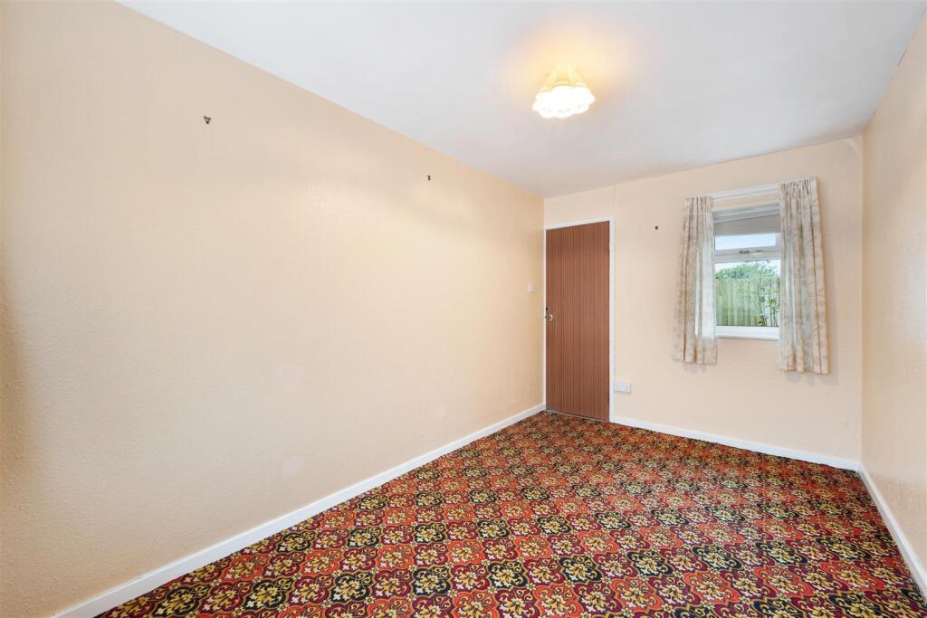 Meadow Way10.jpg