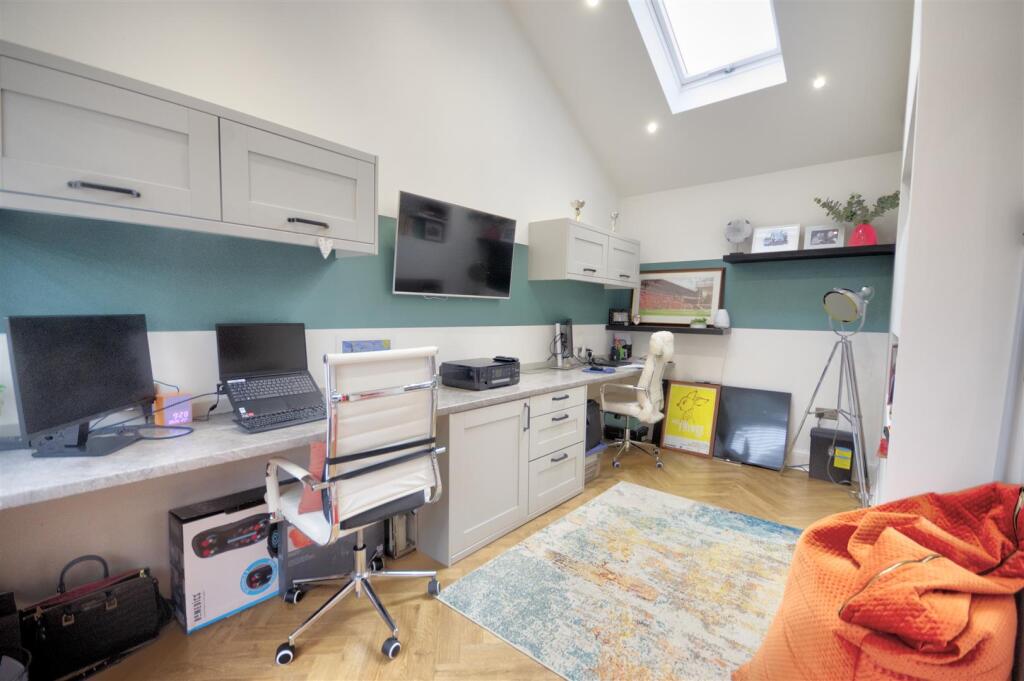 DSC_8008_Interior 4.jpg