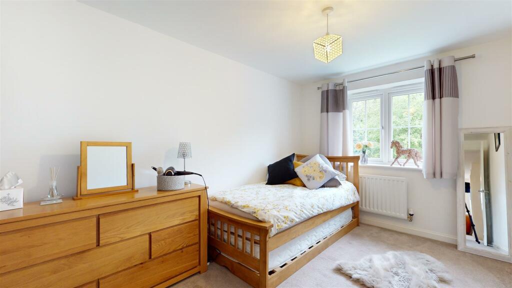 BEDROOM FIVE