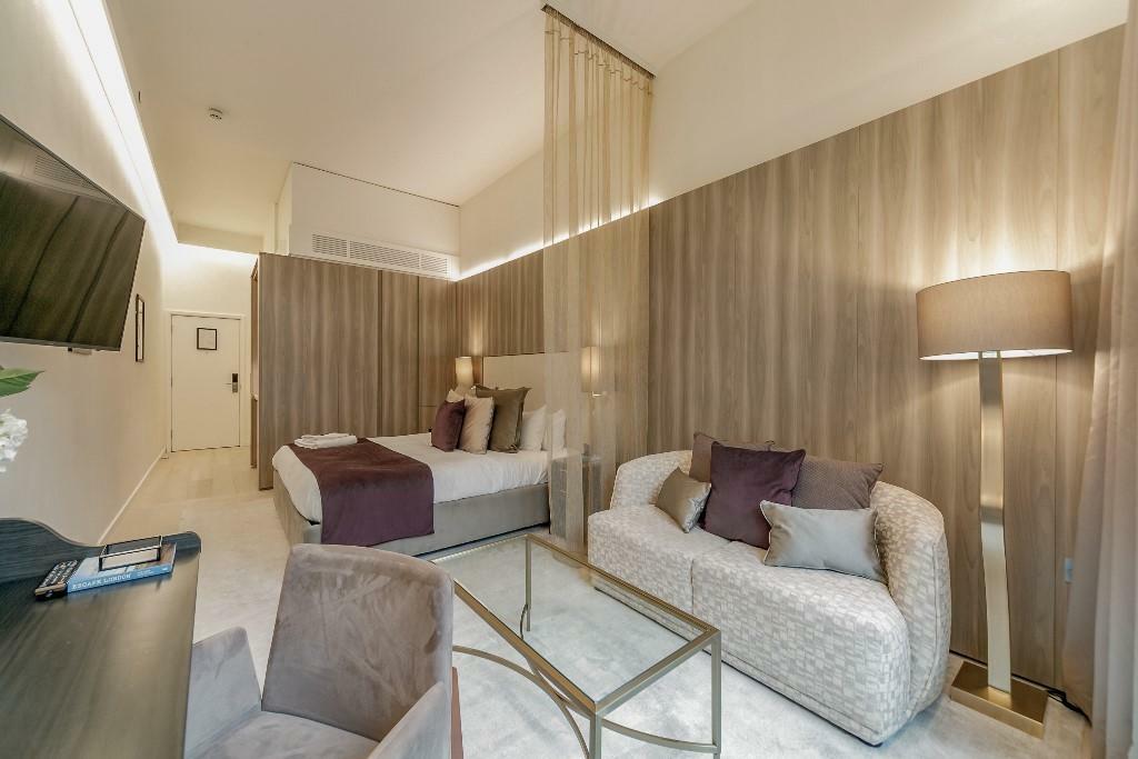 Standard Suite