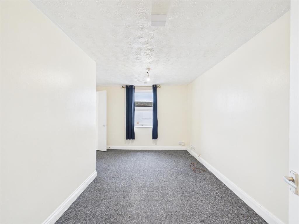 13 - Block of Flats for Auction, Easton, Bristol.j