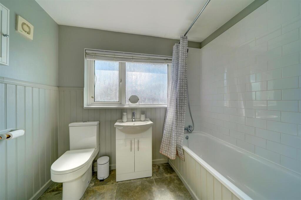 30 Wassell Drive (9).jpg