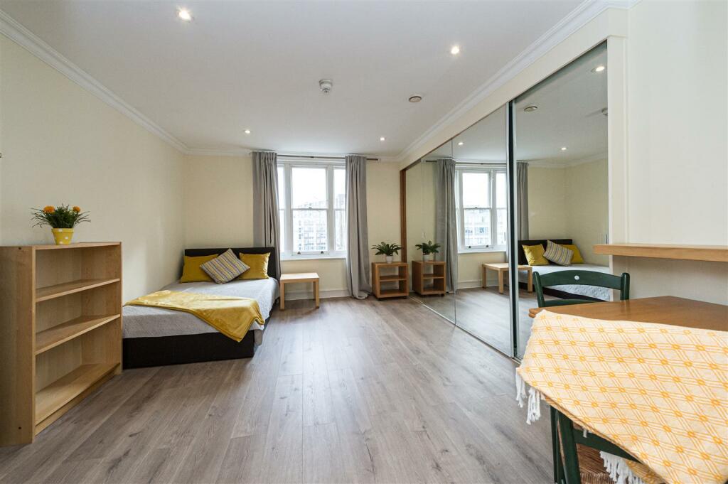 Lancaster Gate 13@27-012.jpg