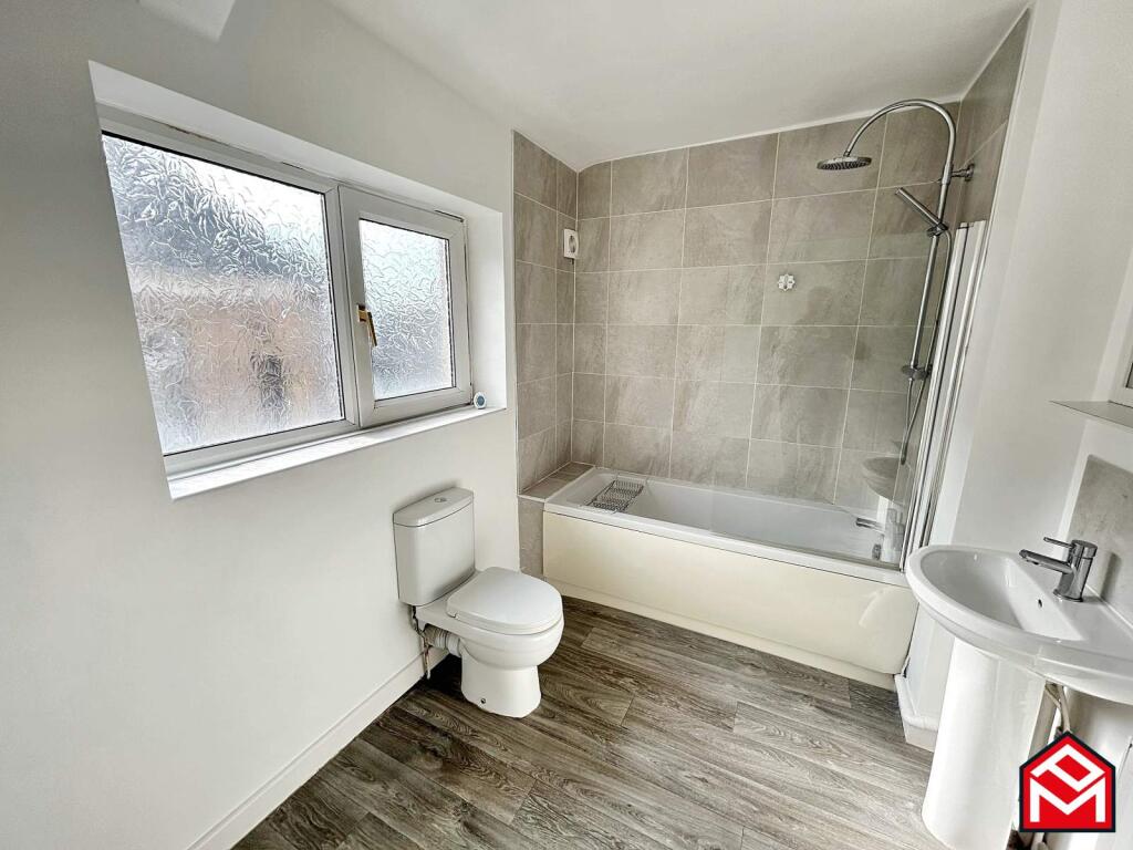 Feature Bathroom 