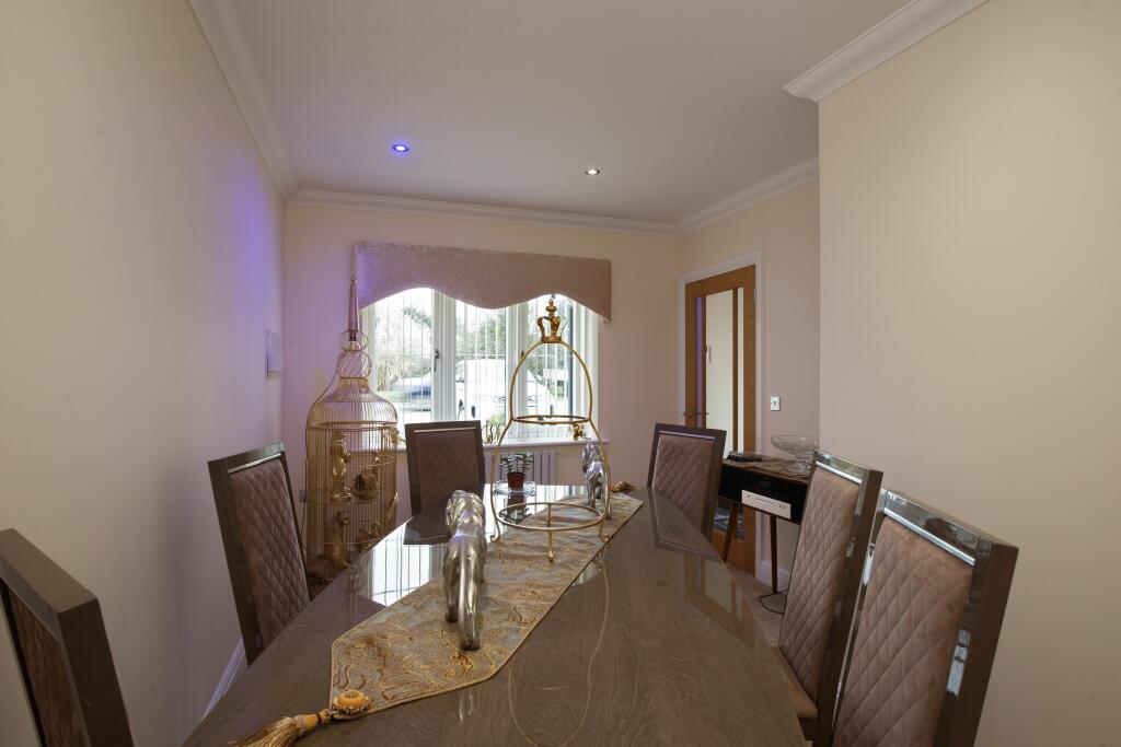 2nd Lounge/Dining Room