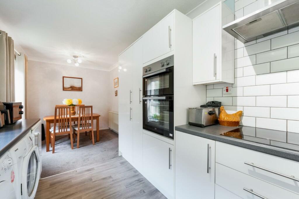1d kirklands, largs 00014.jpg
