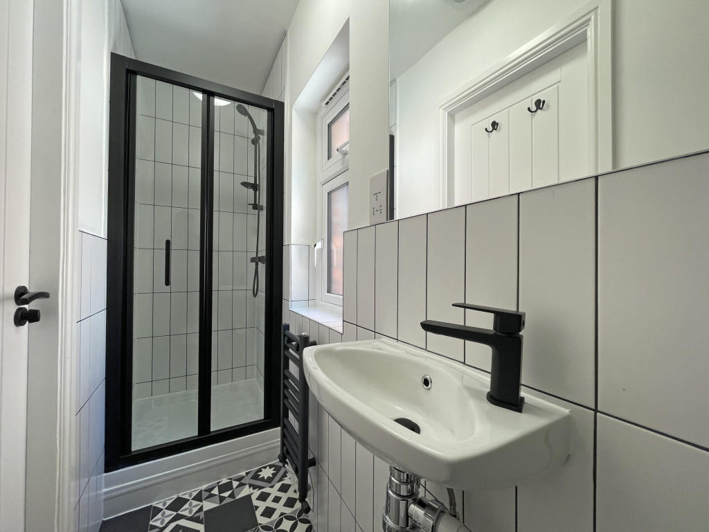 Ensuite