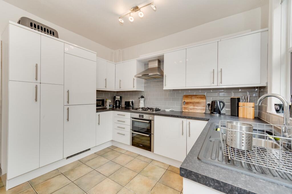 KITCHEN, DINER AND LIVING ROOM