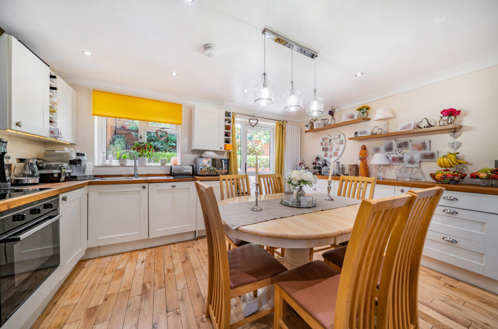 1355802-17-68cd7f...