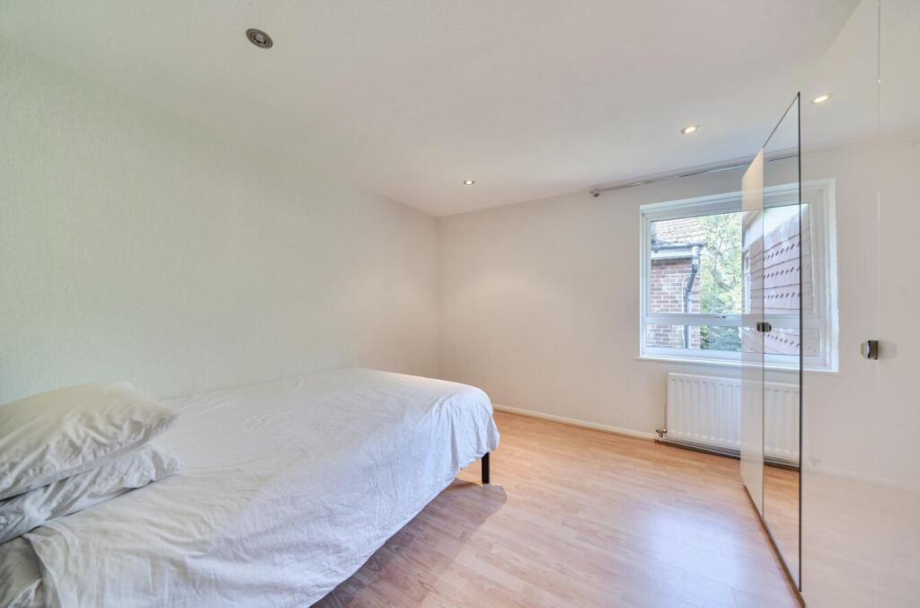 Davidson Frost-Wellings, DFW, Gressenham Court, St