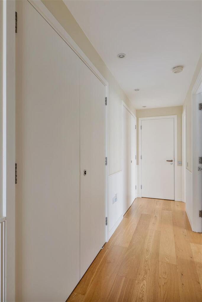 Fairmont Avenue, E14