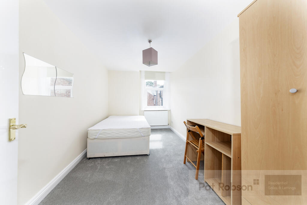 77 SHORTRIDGE891.jpg