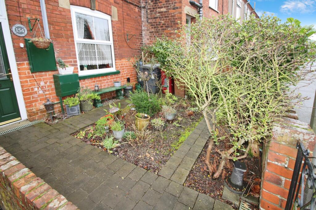 Front Garden.JPG
