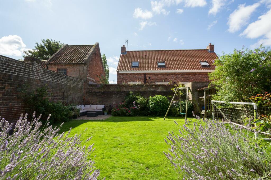 GARDEN