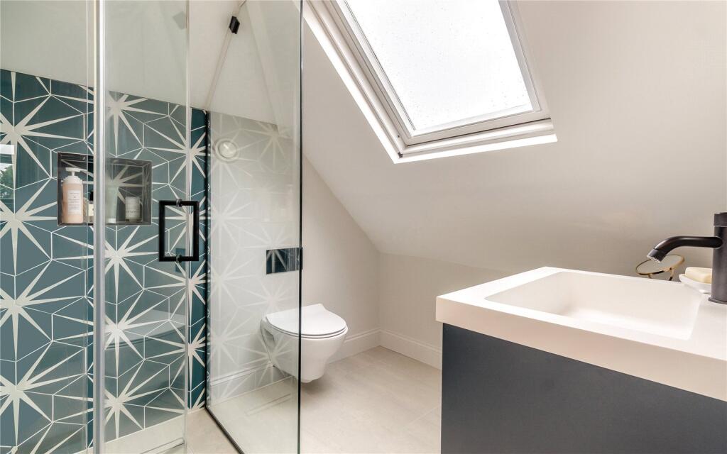 2nd Floor Bathroom