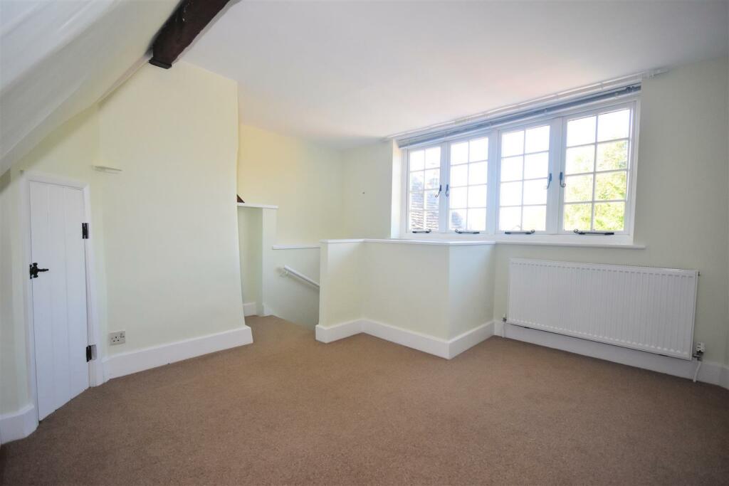 Bedroom 2.jpg