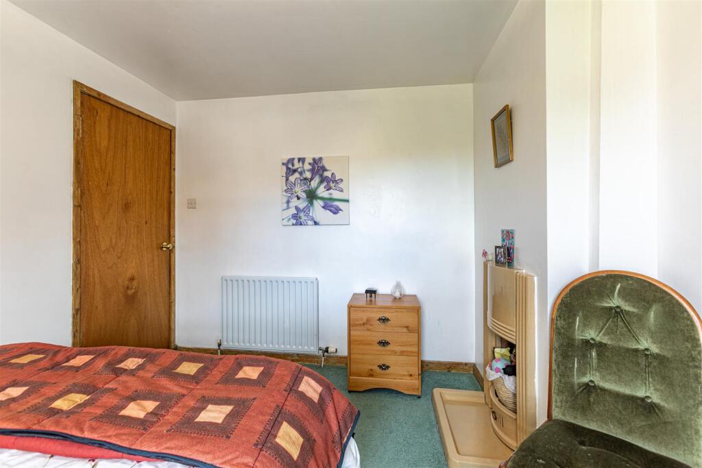 16 Morrow Gardens Melrose 22.JPG