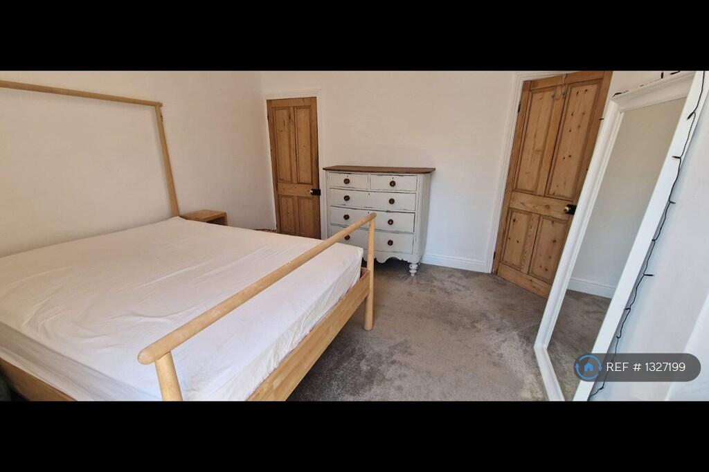 Double Bedroom 1st Floor 2