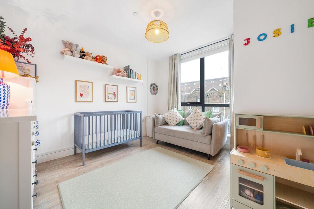 Principal Bedroom (1).JPG