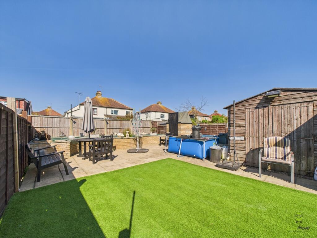 CAM02615G0-PR0037-STILL016