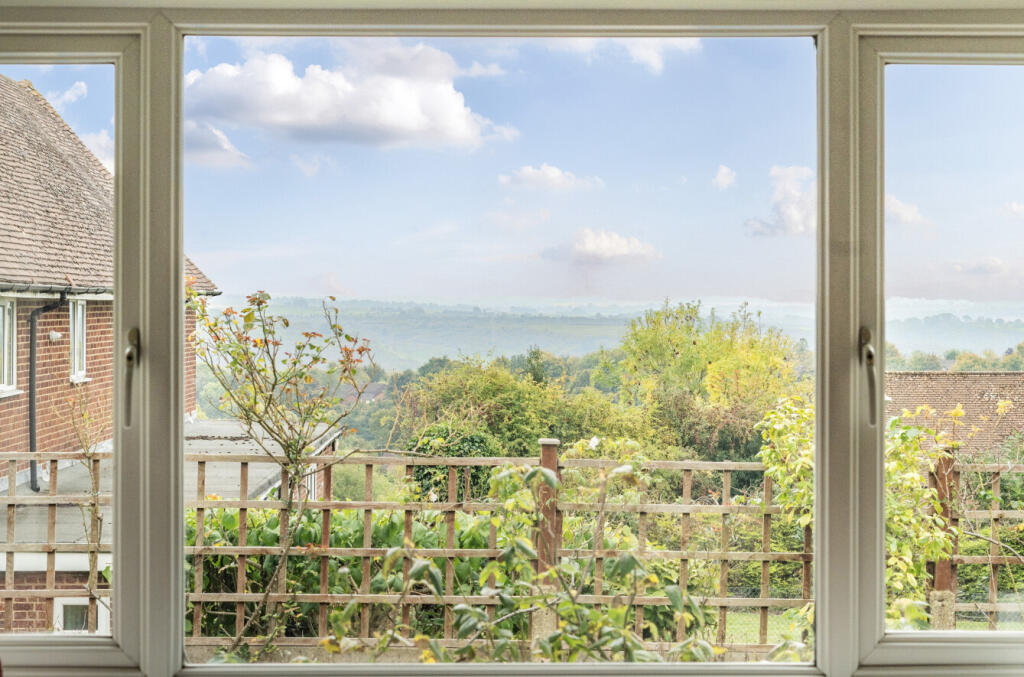 1360591-1-68dd093...