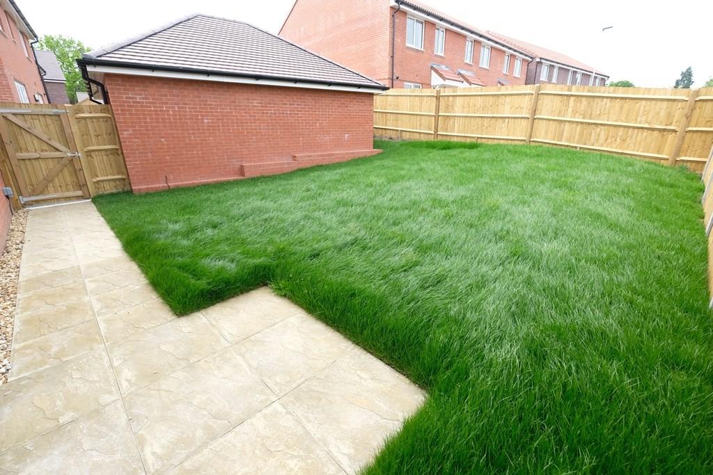 GARDEN 