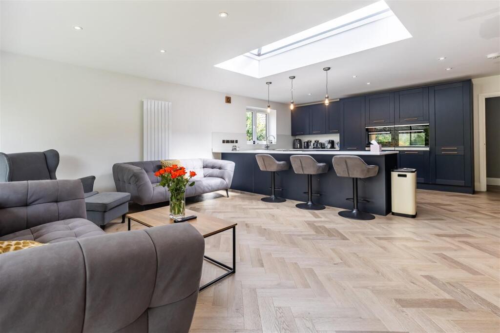 11 Lynceley  (8).jpg