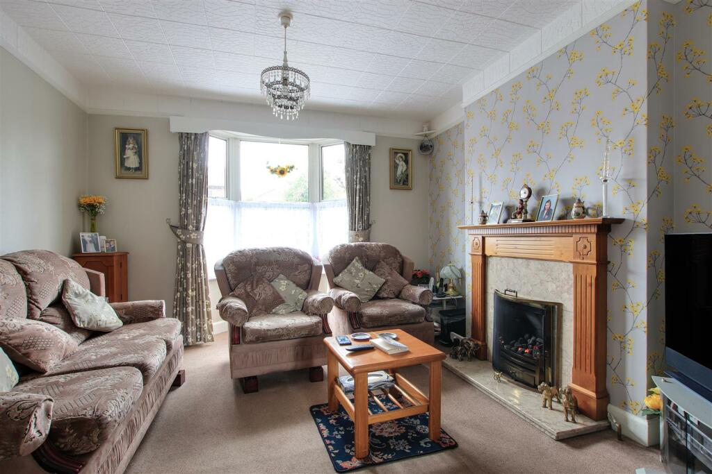 Sitting Room.jpg
