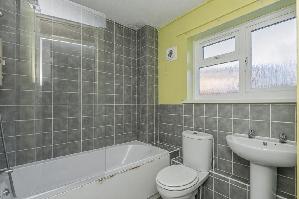 43 Keepers Coombe, Bracknell, Berkshire, RG12 0TN