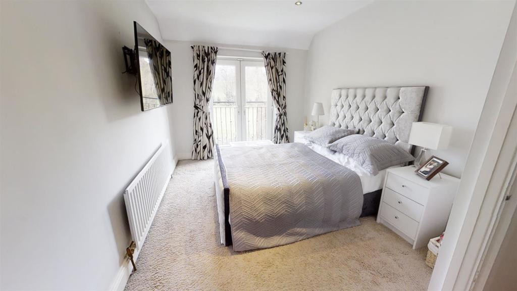 master bedroom 1 .jpg