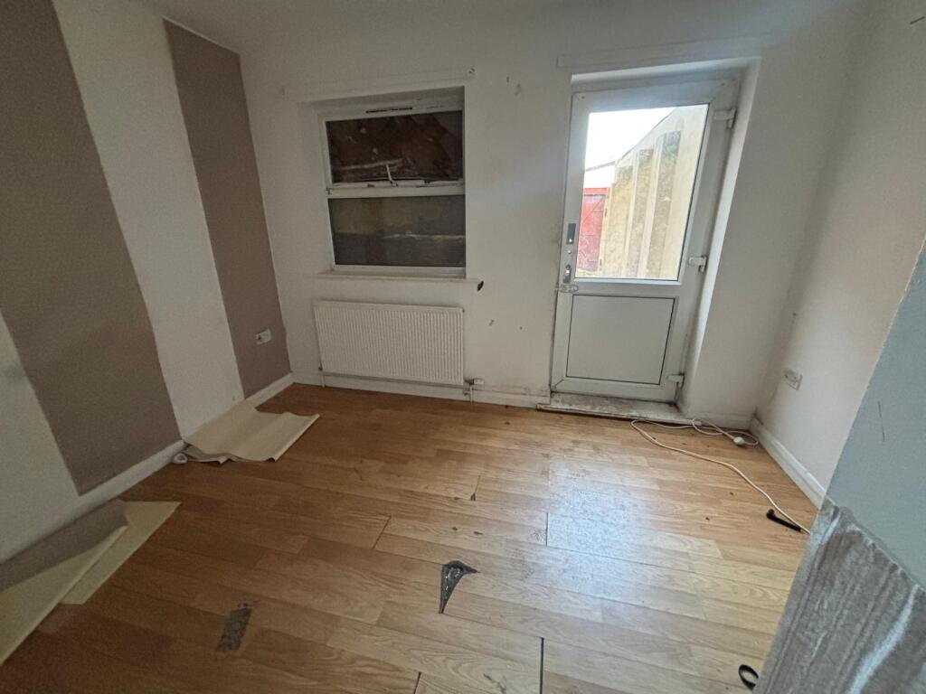 WhatsApp Image 2025-12-05 At 11.32.36 AM  5  T202512051334.jpeg